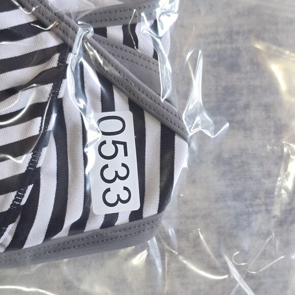 Nike Bikini Top Womens Small Black White Striped Triangle Cross Back Swim Logo - Picture 7 of 8